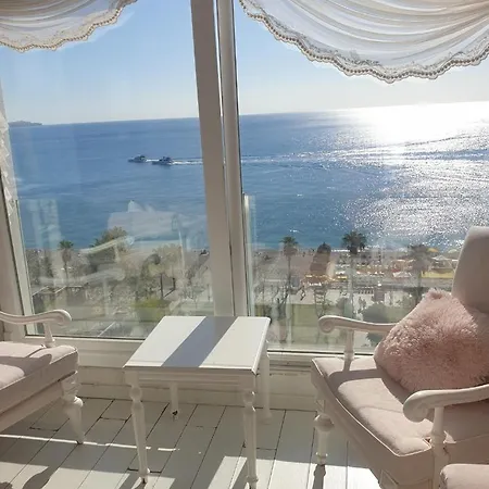 Konyaaltinda Muhtesem Gemi Ev Appartement *